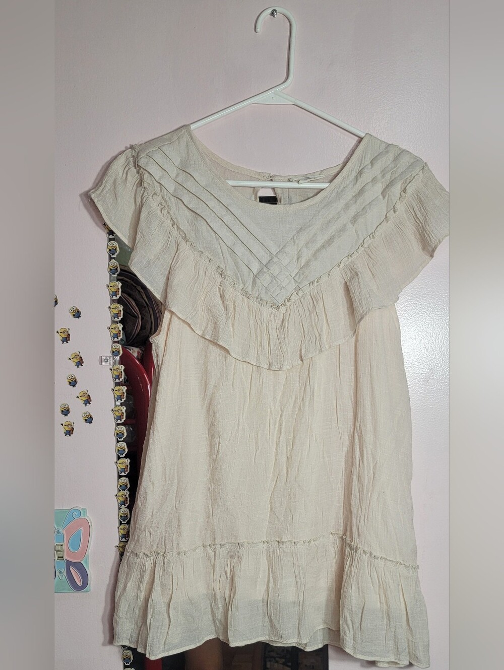 entro Cream Ruffle Boho Blouse Size Medium